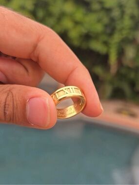 Tiffany & Co Vintage 1995 Atlas Ring 18K Yellow Gold Size 6